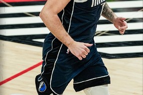 包含中超倒计时，达拉斯独行侠关键时刻战术微调，细节引发关注，目标明确，控场能力受关注的词条天博电竞app下载